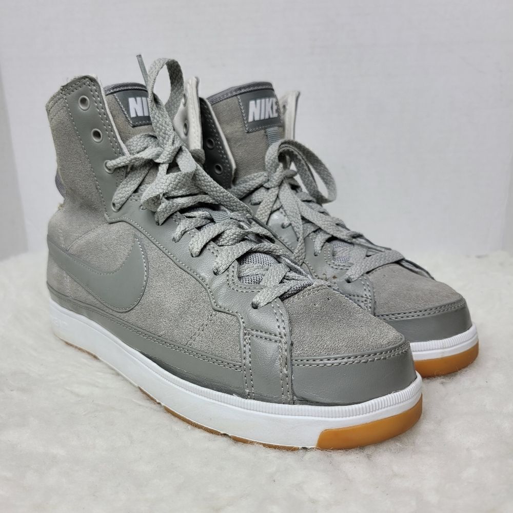 Nike Vtg Women's Size 6.5 Leather Basketball Shoes Gray/ White Hi Top 324922-004